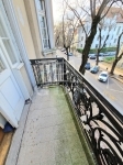 Eladó lakás (téglaépítésű) Budapest VI. kerület, 153m2