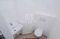 Budapest VI. kerület Lakás (csúsztatott zsalu)