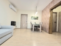 Budapest X. kerület Lakás (csúsztatott zsalu)