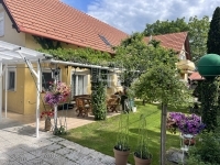 For sale family house Törökbálint, 318m2