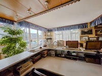 Hatvan Üzlethelyiség