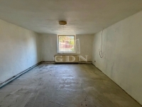 Váchartyán Családi ház