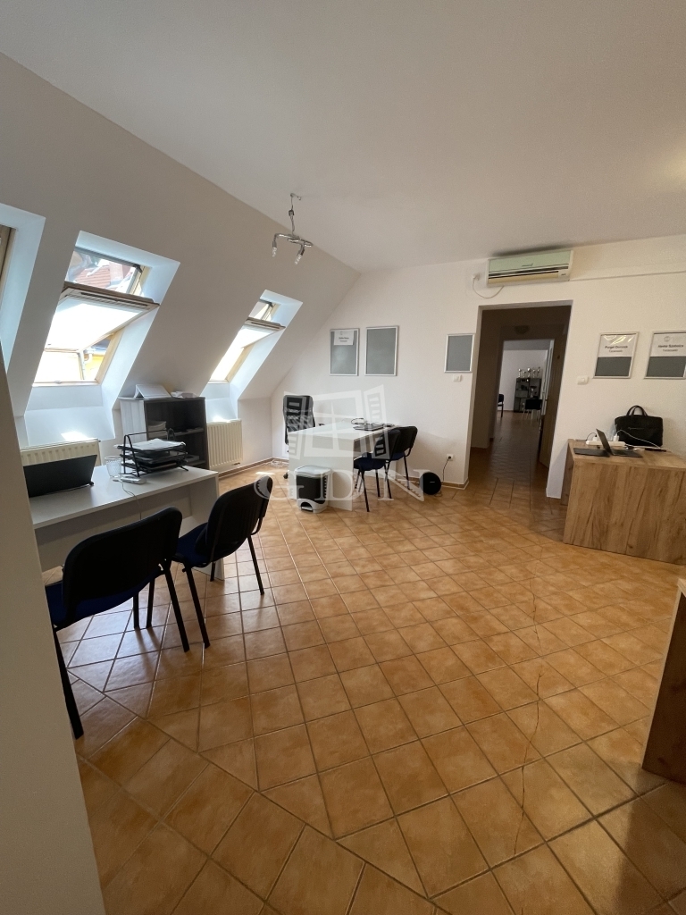 For rent Szeged Office