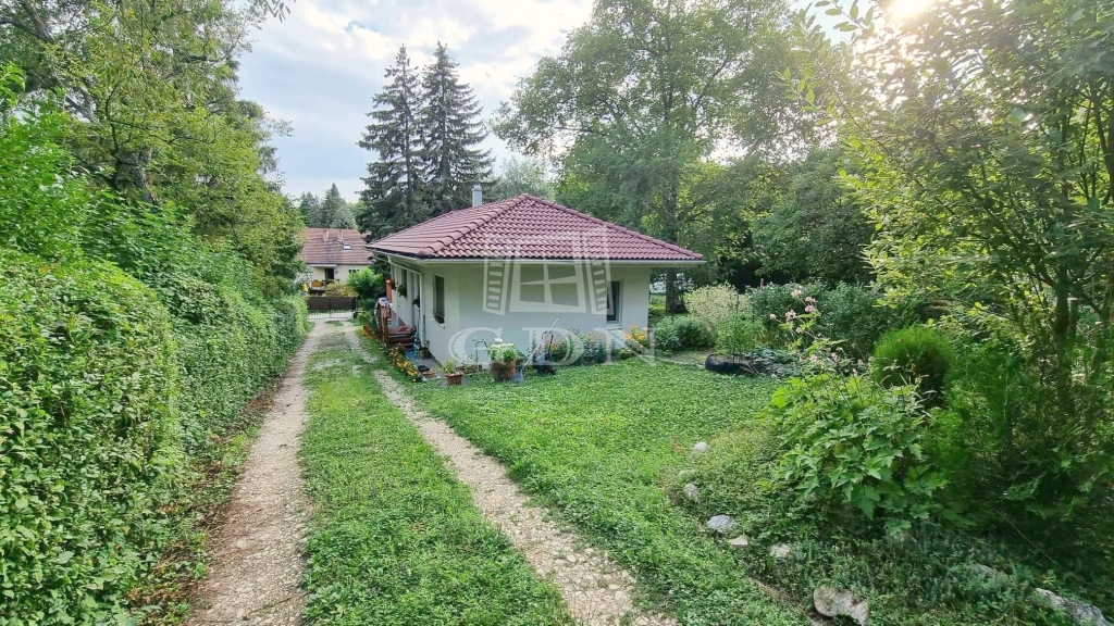 Verkauf Csobánka Einfamilienhaus