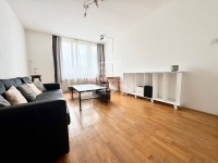 Szentendre Lakás (csúsztatott zsalu)