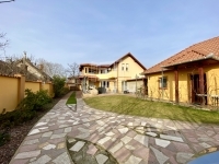 For sale family house Debrecen, 350m2
