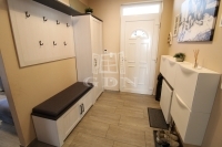 Üllő Lakás (téglaépítésű)