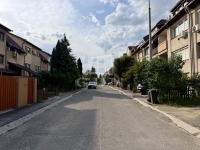 Vác Lakás (téglaépítésű)